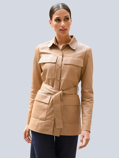 Skinnjacka av mjuk lammnappa Alba Moda Sand
