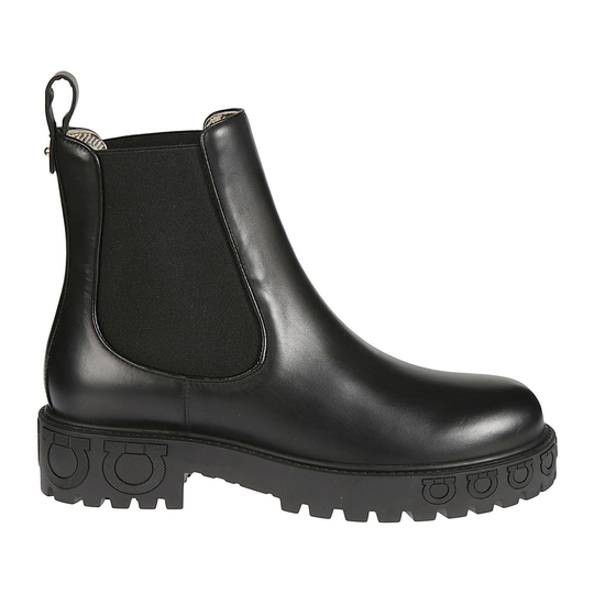 Salvatore Ferragamo - Högklackat - Svart - Dam - Storlek: 35 EU