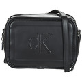 Axelremsväskor Calvin Klein Jeans SCULPTED CAMERA BAG18 PIPPING