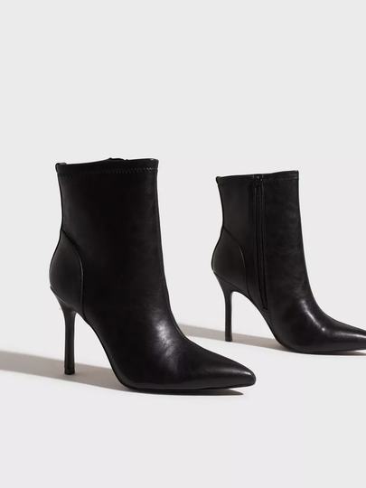 Only Shoes - Stövletter - Black - Onlcali-1 Pu Heeled Boot - Boots & Kängor