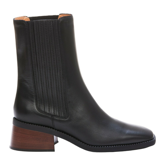 Tod's - Jodhpurs - Svart - Dam - Storlek: 38 1/2 Eu,38 Eu,39 Eu,37 Eu,36 Eu,36 1/2 Eu,37 1/2 Eu,40 Eu,39 1/2 EU
