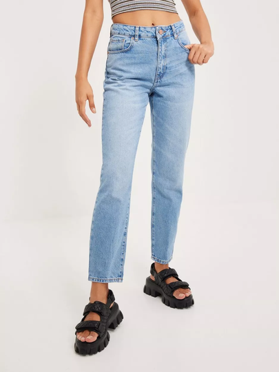 Noisy May - Mom jeans - Light Blue Denim - Nmisabel Hw Mom Jeans Lb Noos - Jeans