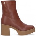 Skor Isteria 66393