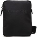 Handväskor Calvin Klein Jeans Code Flatpack S