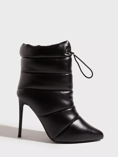 Steve Madden - Stövletter - Black - Cloak Bootie - Boots & Kängor