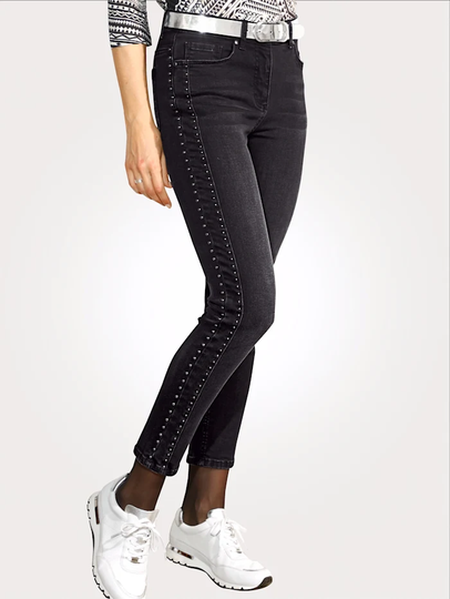 7/8-jeans med dekornitar MONA Svart