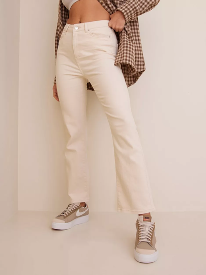 Vero Moda - Straight jeans - Birch Cut Off Hem - Vmstella Hr Kick Flare Jeans Birch - Jeans
