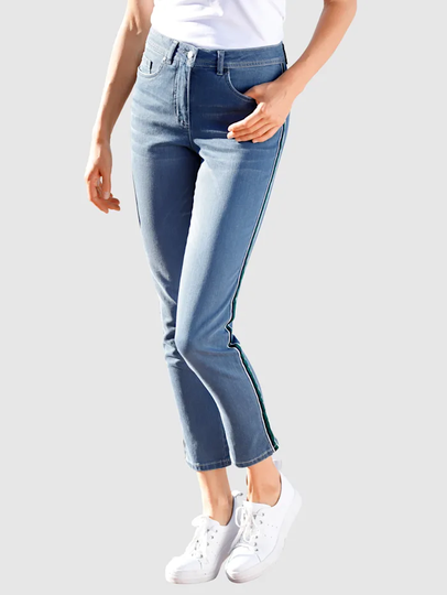 Caprijeans i modell Sabine Slim Dress In Blue bleached