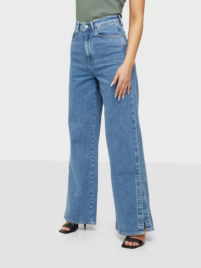 Vero Moda - Wide leg jeans - Light Blue Denim - Vmkathy Hr Wide Slit Jeans RI356 - Jeans