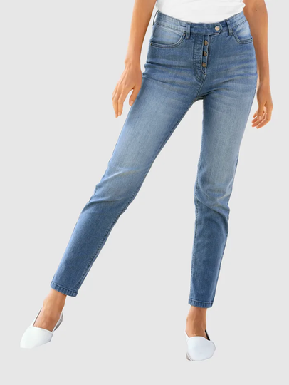 Jeans i modell Paola slim basically you Blue bleached